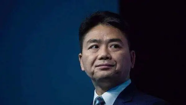 刘强东含泪放手,疯狂减持连退200家公司,“我不想走,但不能留”