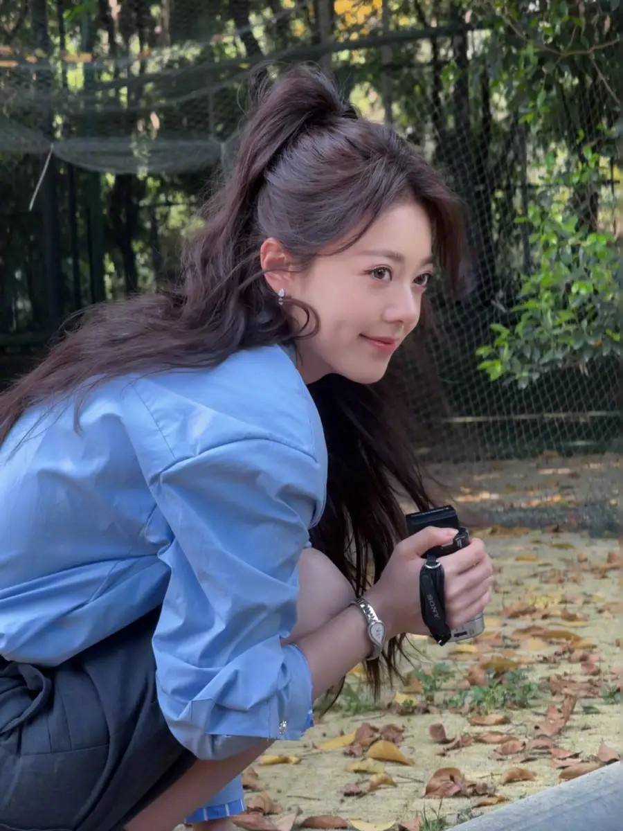 曹云金豪华聚会曝光！私人会所享顶级美食，尽显豪气