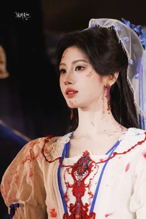 众星为香港火灾祈福：港星内娱同心接力 传递温暖与牵挂