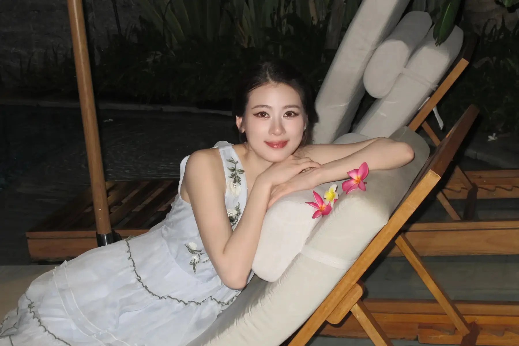 47岁陈怡蓉近况太治愈！初代偶像剧女王退圈嫁名医，十年婚姻零狗血活成人生赢家